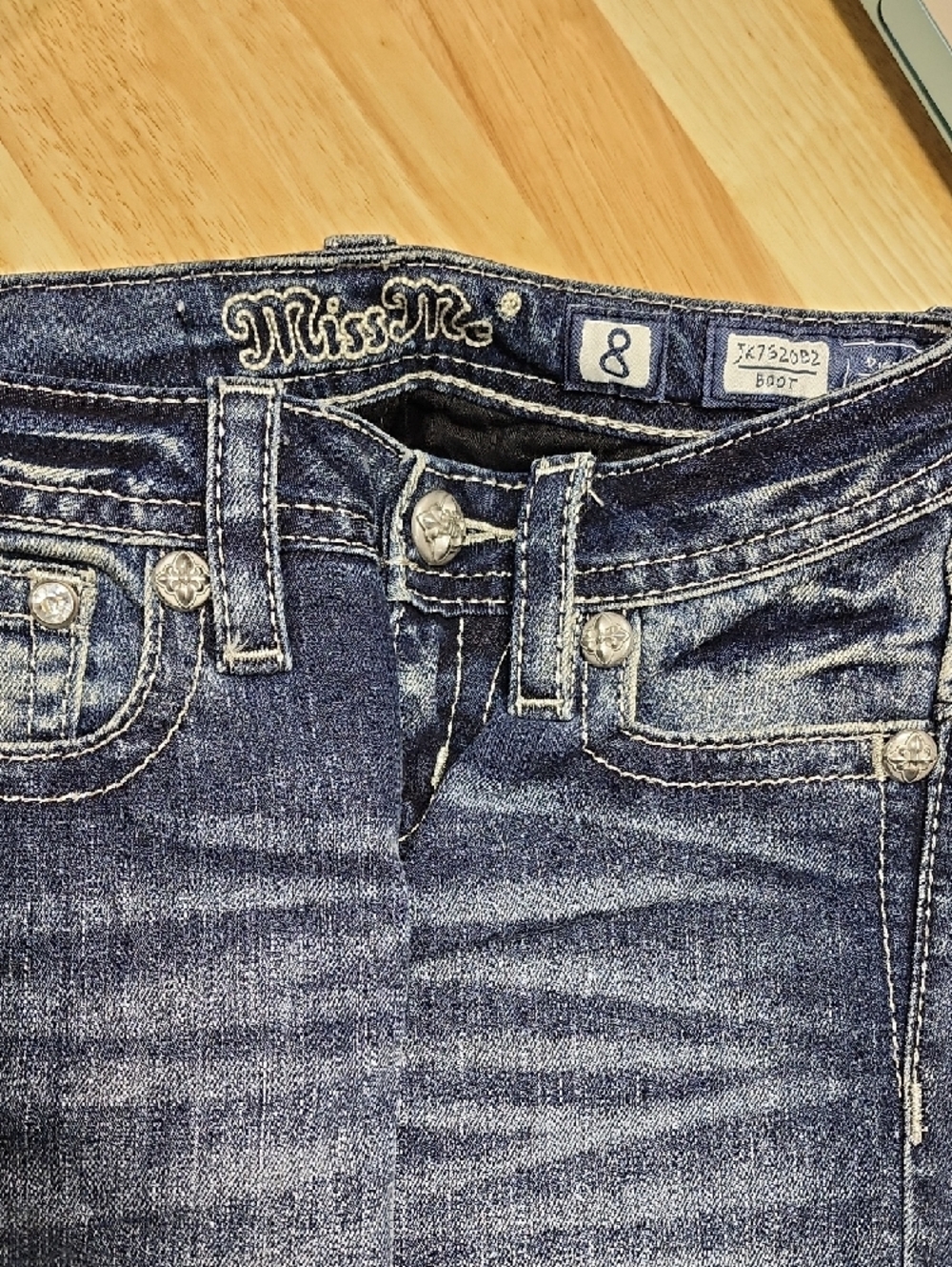 Girls Miss Me Medium Wash Denim Boot Cut Jeans w/Embellished Back Pockets Size 8 - Picture 3 of 4